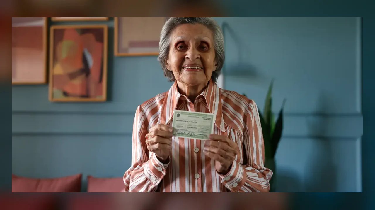 Abstenção entre eleitores com mais de 70 anos recua quase 10 pontos no primeiro turno