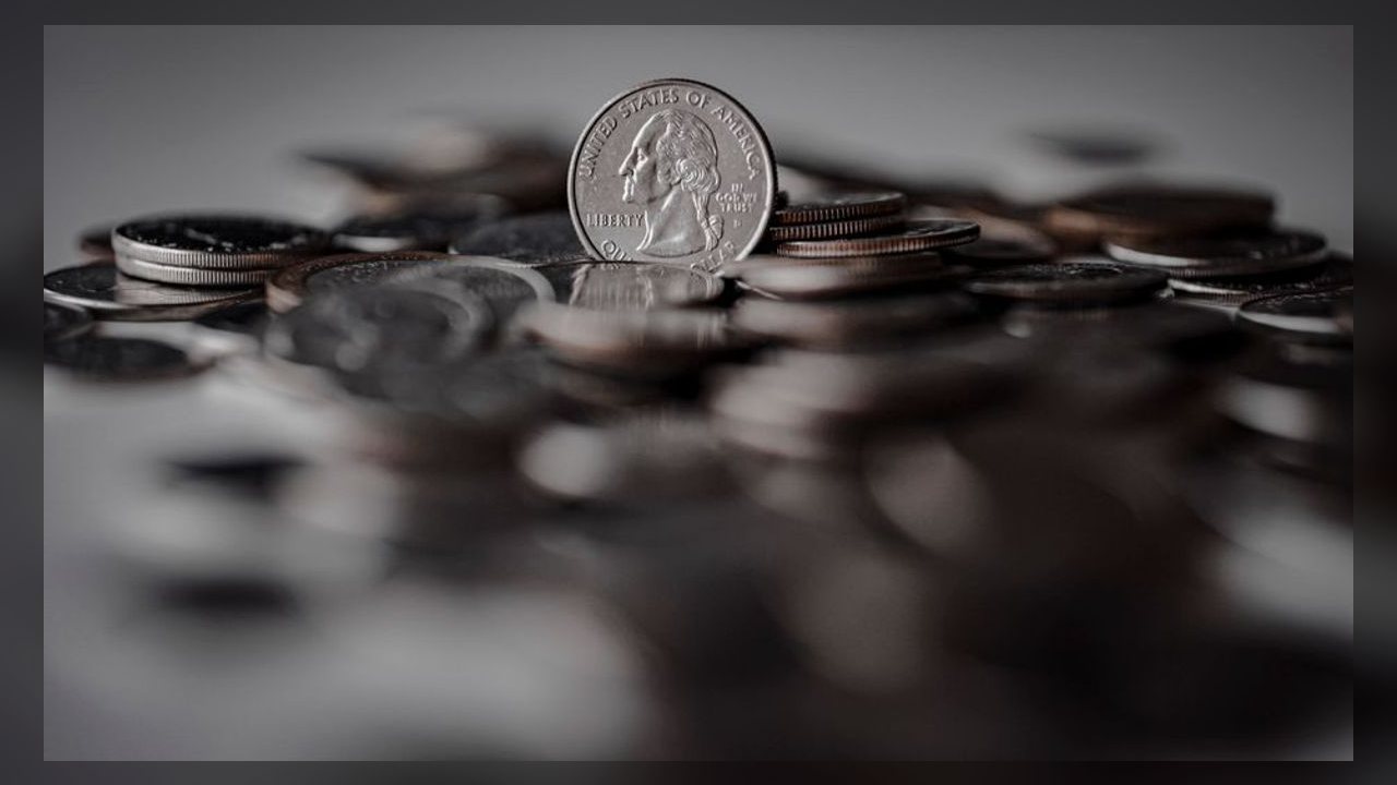 EUA confirmam que vão cunhar moeda de um dólar com o rosto de Trump