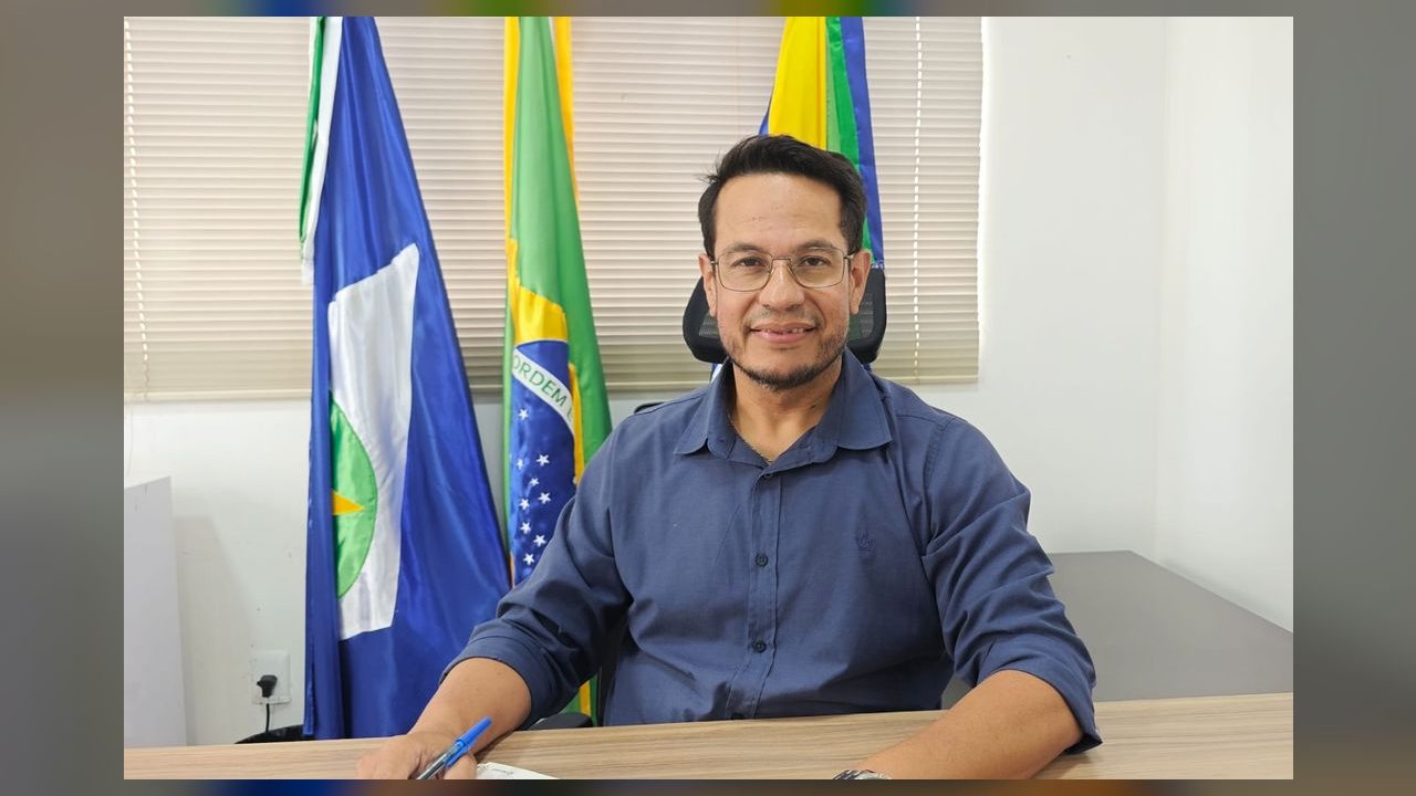 Cáceres empossa Lauro Alcântara na Secretaria de Assuntos Estratégicos