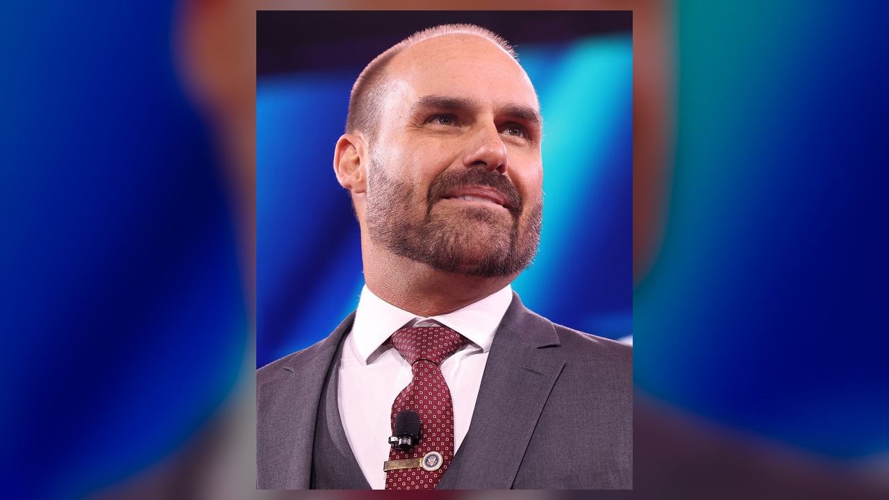Eduardo Bolsonaro critica Lula sobre tarifas: "Colocando a perder o trabalho do Flávio"